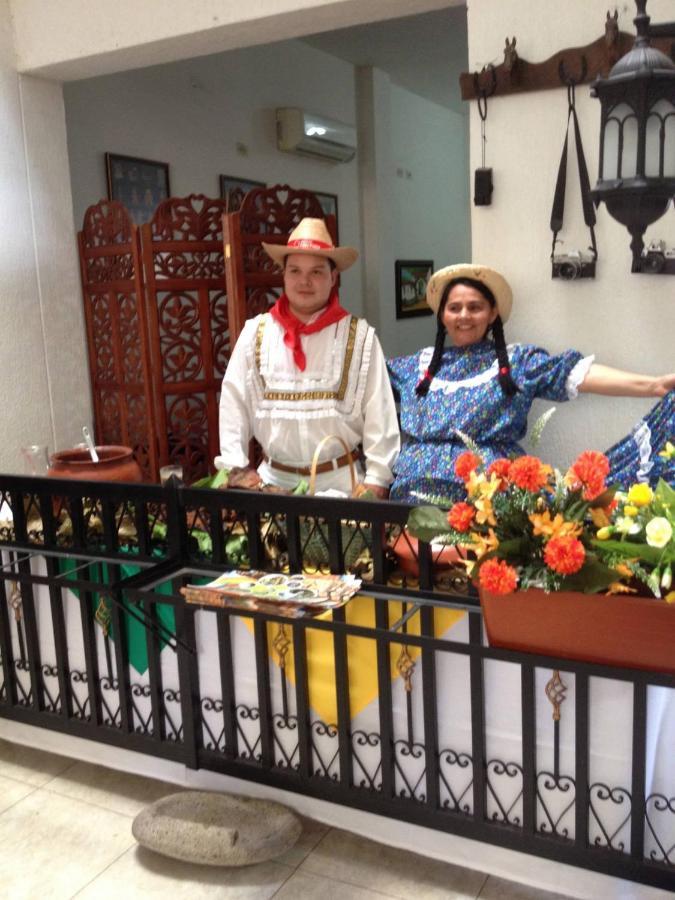 Hotel Casa Pablo เนย์บา ภายนอก รูปภาพ