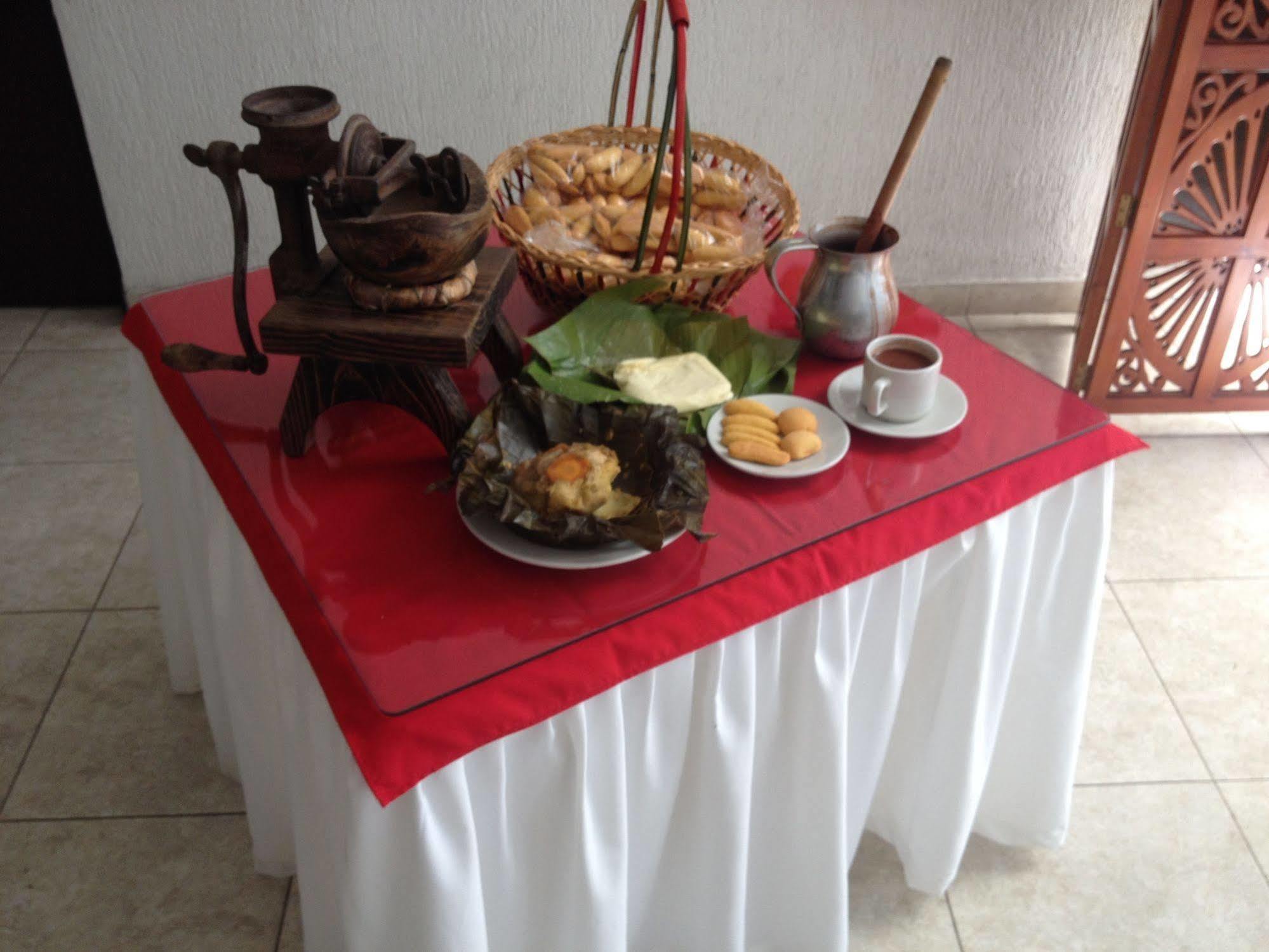 Hotel Casa Pablo เนย์บา ภายนอก รูปภาพ